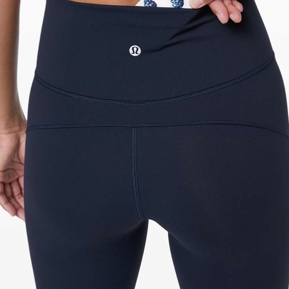 Navy in movement crop lululemon leggings - Picture 3 of 7